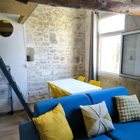 Place Du Marche - Premiere Conciergerie * Nimes